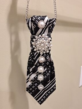 St. Patrick Striped Necktie Necklace with Rhinestone Brooch